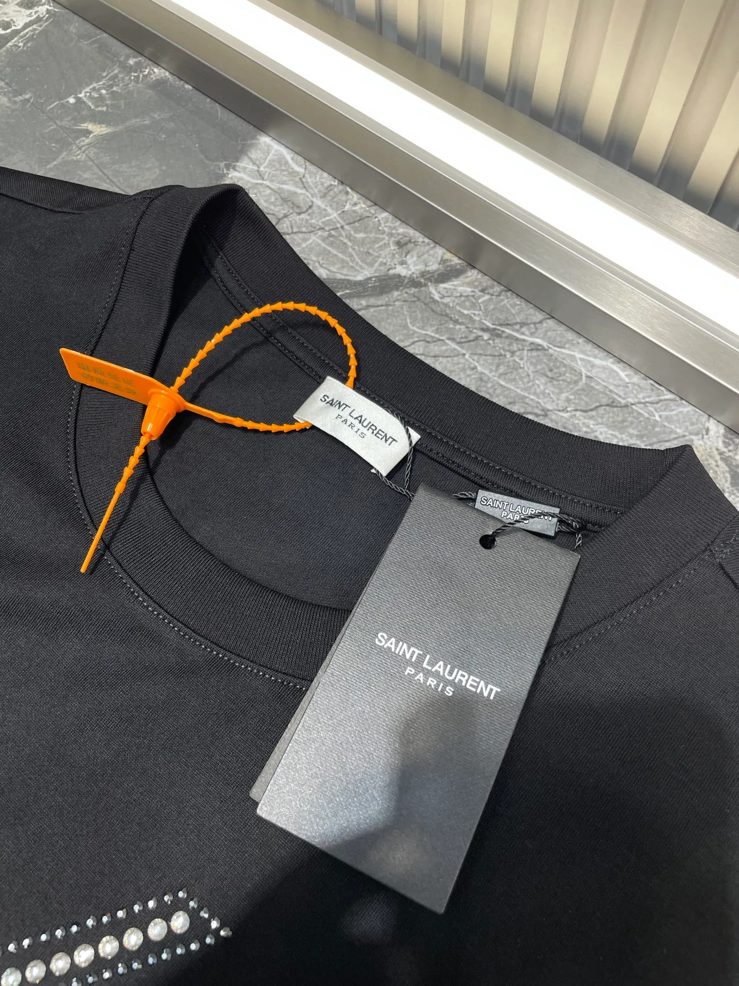 YSL🌟【 Original】 2025 T ； ， YSL ，✨buling✨buling✨ ！ size：s-xxxl